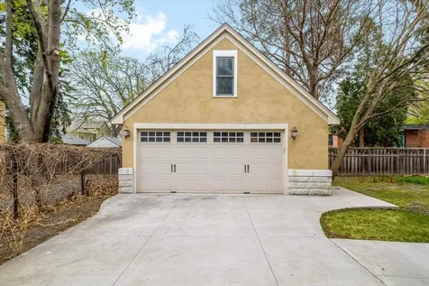 341 Dayton Avenue Saint Paul MN 55102