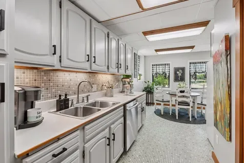 15600 Logarto Lane Burnsville MN 55306