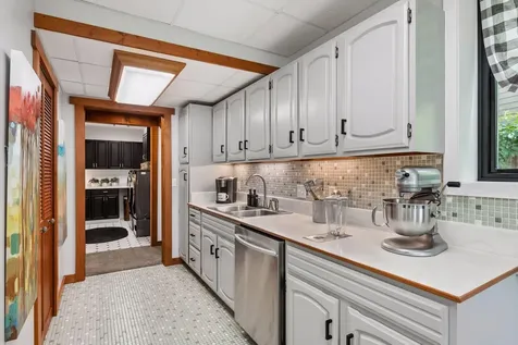 15600 Logarto Lane Burnsville MN 55306