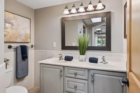 15600 Logarto Lane Burnsville MN 55306