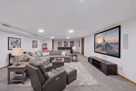 15600 Logarto Lane Burnsville MN 55306