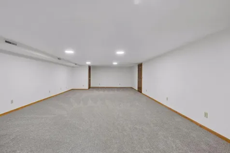 15600 Logarto Lane Burnsville MN 55306