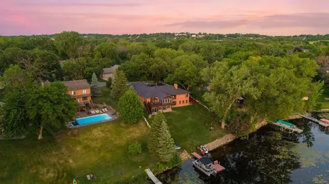 15600 Logarto Lane Burnsville MN 55306