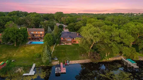 15600 Logarto Lane Burnsville MN 55306