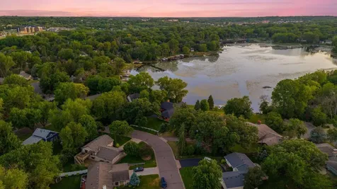15600 Logarto Lane Burnsville MN 55306