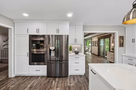 15600 Logarto Lane Burnsville MN 55306