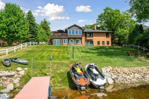 15600 Logarto Lane Burnsville MN 55306