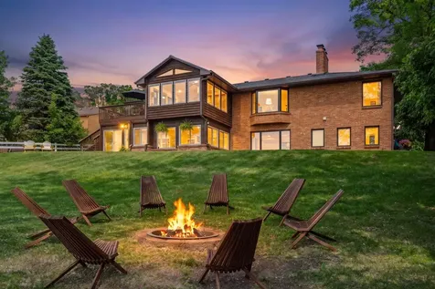 15600 Logarto Lane Burnsville MN 55306