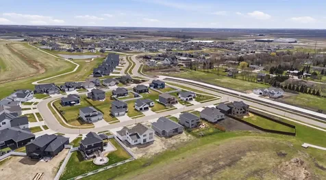 2950 Prairie Farms Circle S Fargo ND 58104
