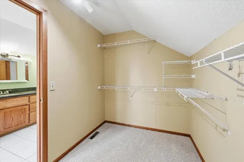 14649 283 1/2 Avenue NW Zimmerman MN 55398