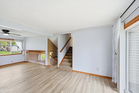 14649 283 1/2 Avenue NW Zimmerman MN 55398