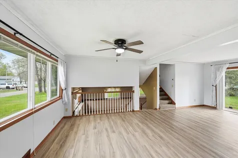 14649 283 1/2 Avenue NW Zimmerman MN 55398