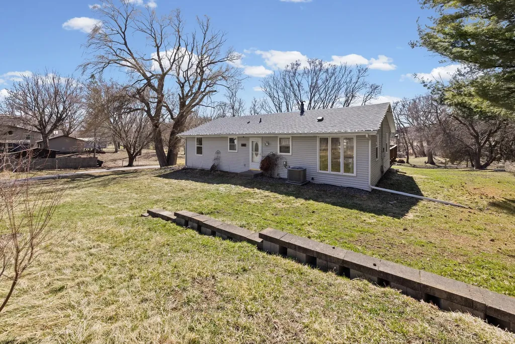 3481 Feldman Avenue SE Buffalo MN 55313