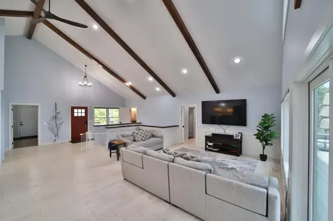 2147 Summit Drive Cushing MN 56443