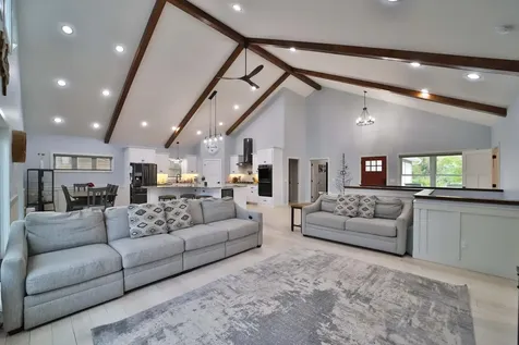2147 Summit Drive Cushing MN 56443