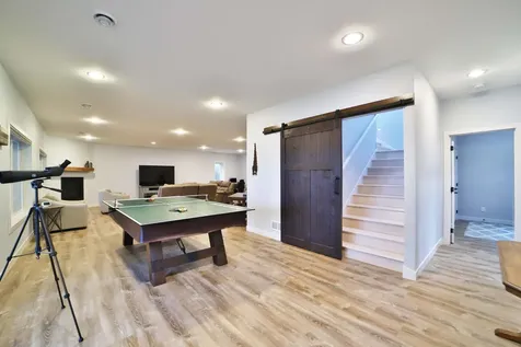 2147 Summit Drive Cushing MN 56443