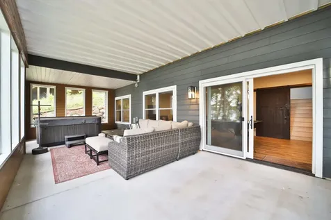 2147 Summit Drive Cushing MN 56443