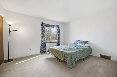 2229 4th Avenue S Moorhead MN 56560