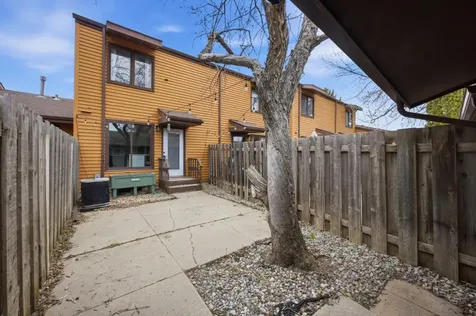 2229 4th Avenue S Moorhead MN 56560