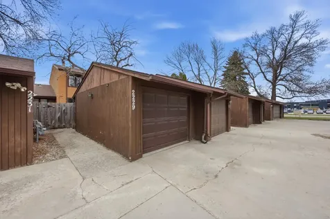 2229 4th Avenue S Moorhead MN 56560