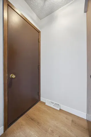 2229 4th Avenue S Moorhead MN 56560