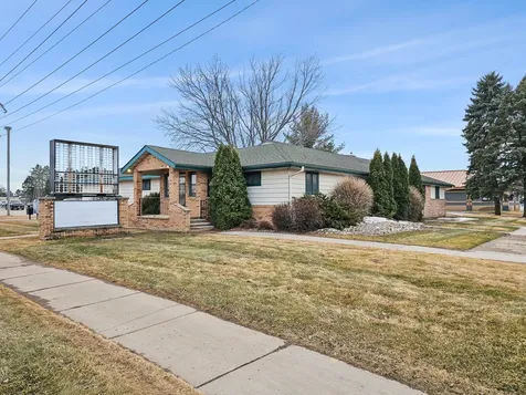 610 3rd Ave SE Perham MN 56573