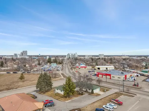 610 3rd Ave SE Perham MN 56573