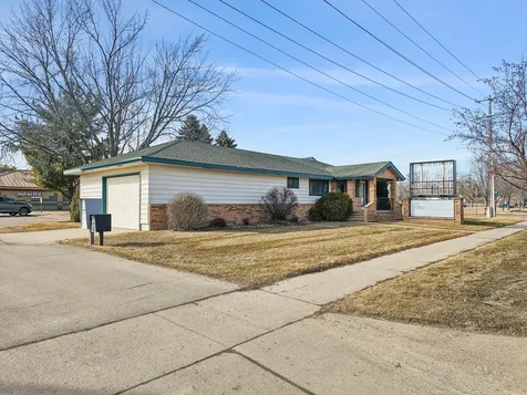 610 3rd Ave SE Perham MN 56573