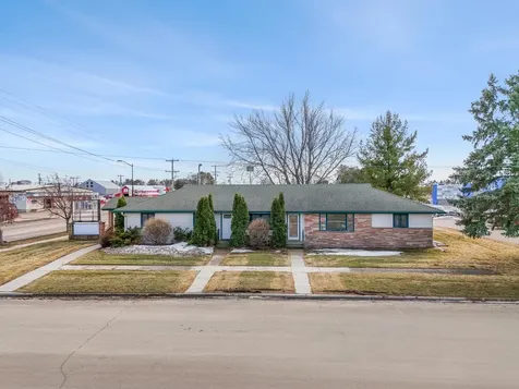 610 3rd Ave SE Perham MN 56573