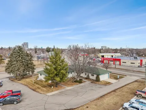 610 3rd Ave SE Perham MN 56573