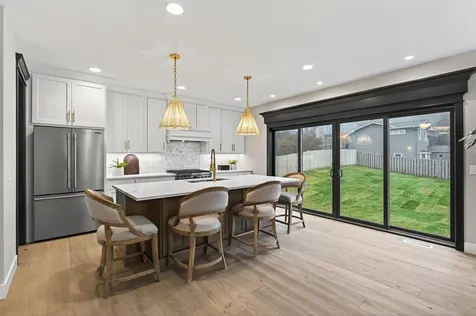 5101 Colonial Drive Golden Valley MN 55422