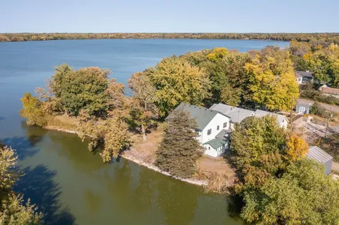 7240 107th Avenue Clear Lake MN 55319