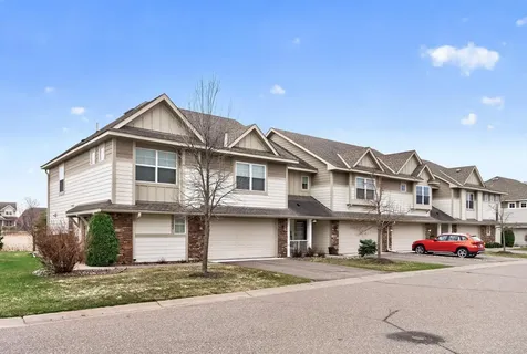 3266 Red Oak Trail Hamel MN 55340