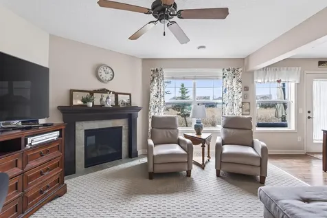 3266 Red Oak Trail Hamel MN 55340