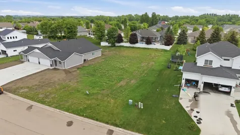 2327 Nature Lane Hawley MN 56549