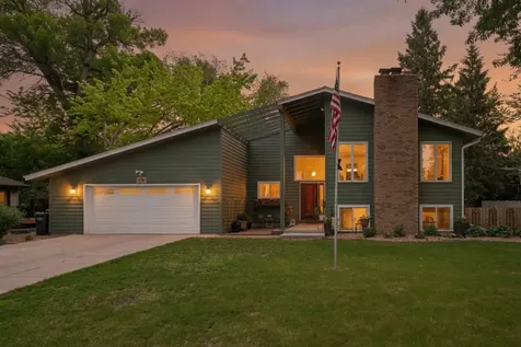 615 Lakewood Drive SW Hutchinson MN 55350