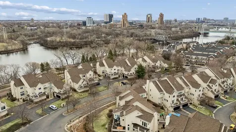 406 River Street Minneapolis MN 55401