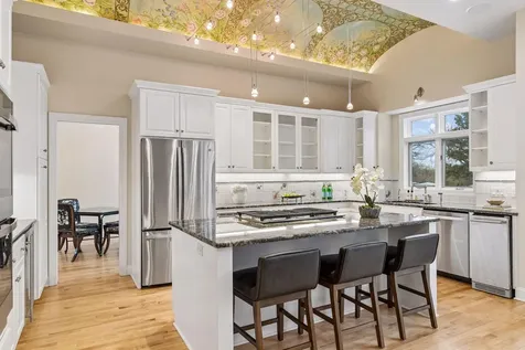 406 River Street Minneapolis MN 55401