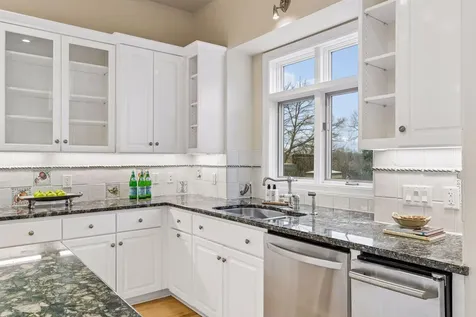 406 River Street Minneapolis MN 55401
