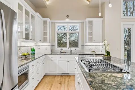 406 River Street Minneapolis MN 55401
