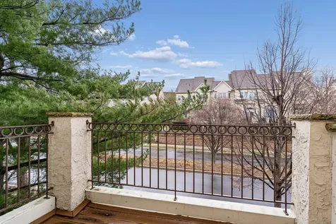 406 River Street Minneapolis MN 55401