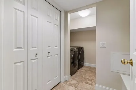 406 River Street Minneapolis MN 55401