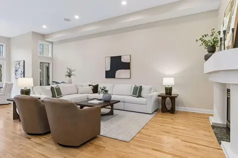 406 River Street Minneapolis MN 55401