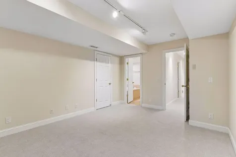 406 River Street Minneapolis MN 55401