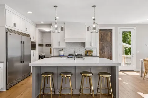 5821 Concord Avenue Edina MN 55424