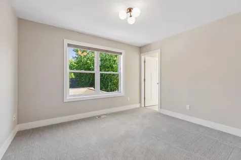 5821 Concord Avenue Edina MN 55424