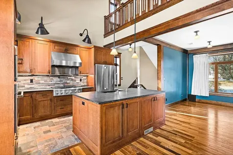 5220 London Road Duluth MN 55804