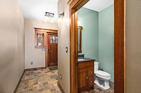 5220 London Road Duluth MN 55804