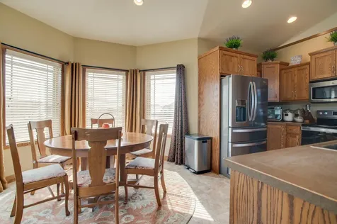 1610 42nd Avenue S Moorhead MN 56560