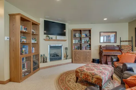 1610 42nd Avenue S Moorhead MN 56560